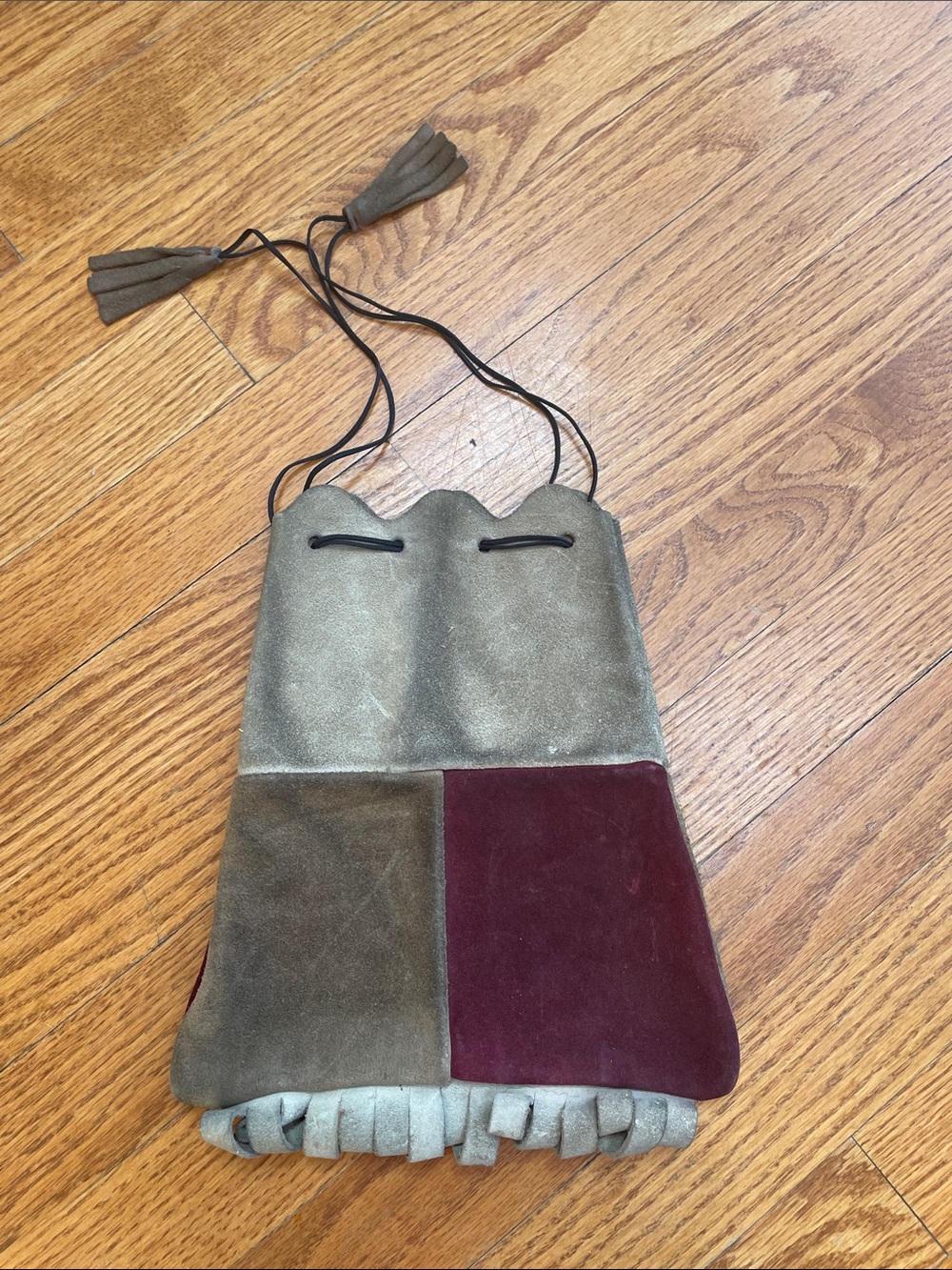 Vintage Suede Drawstring Bucket Bag in Olive & Burgundy